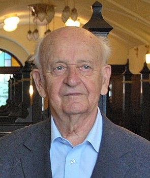 Mons. Mgr. Jozef Tóth, Dr. h. c.