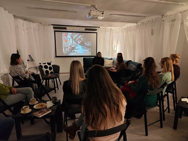 Dievča v londýne - IMG_20251127_170830