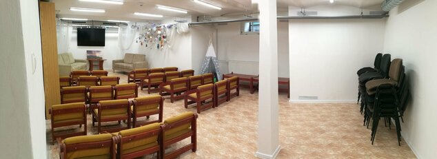 Knižnica-druhý domov pre knihomoľov: nábytková revitalizácia spoločenskej miestnosti vďaka podpore fondu na podporu umenia - IMG_20221128_125320