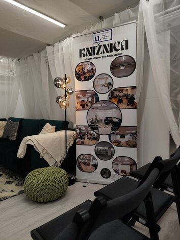 Knižnica-druhý domov pre knihomoľov: nábytková revitalizácia spoločenskej miestnosti vďaka podpore fondu na podporu umenia - IMG_20260305_083318