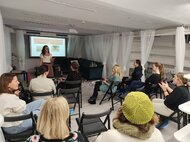 Knižnica-druhý domov pre knihomoľov: nábytková revitalizácia spoločenskej miestnosti vďaka podpore fondu na podporu umenia - IMG_20251120_163315